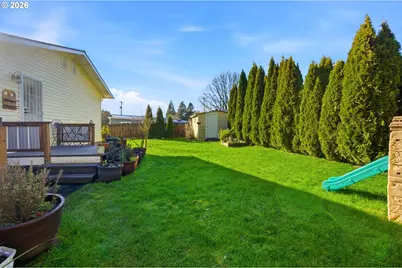 915 SE Zee Ct, McMinnville, OR 97128 - Photo 32