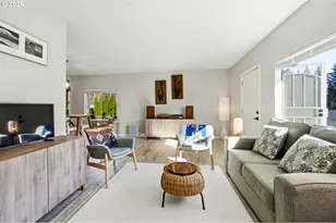 915 SE Zee Ct, McMinnville, OR 97128 - Photo 10