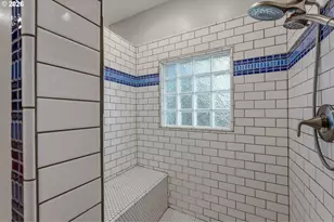 5608 NE Cleveland Ave, Portland, OR 97211 - Photo 30