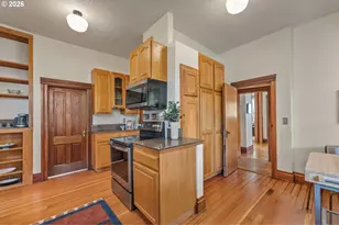 5608 NE Cleveland Ave, Portland, OR 97211 - Photo 16