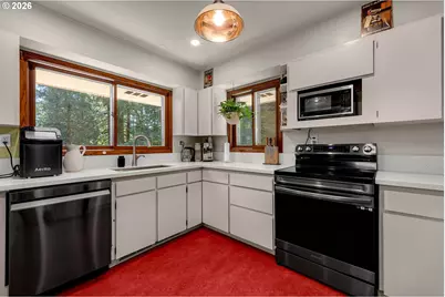 31451 Dutch Canyon Rd, Scappoose, OR 97056 - Photo 10