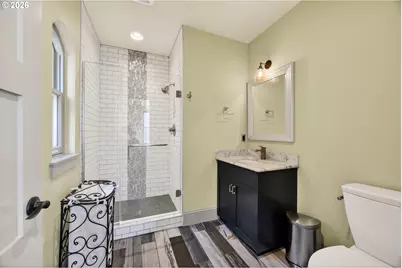 121 SW Gibbs St, Portland, OR 97239 - Photo 18