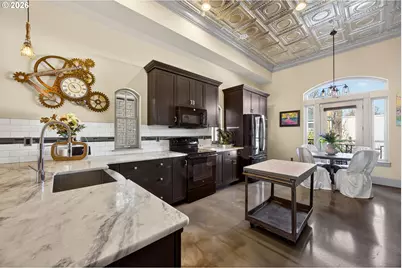 121 SW Gibbs St, Portland, OR 97239 - Photo 10