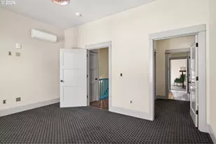 121 SW Gibbs St, Portland, OR 97239 - Photo 28