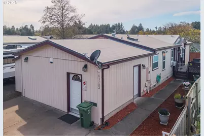 63782 Wallace Rd, Coos Bay, OR 97420 - Photo 2