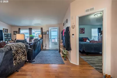 63782 Wallace Rd, Coos Bay, OR 97420 - Photo 6