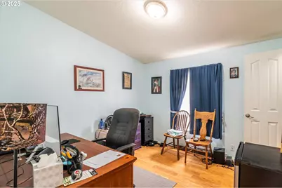 63782 Wallace Rd, Coos Bay, OR 97420 - Photo 18