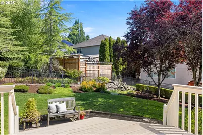 4556 NW Oakpoint Way, Portland, OR 97229 - Photo 26