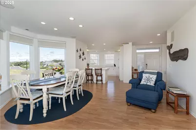 5758 SW Cupola Dr, South Beach, OR 97366 - Photo 18