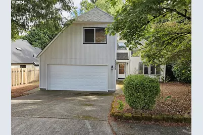 22222 SW Mandan Dr, Tualatin, OR 97062 - Photo 2