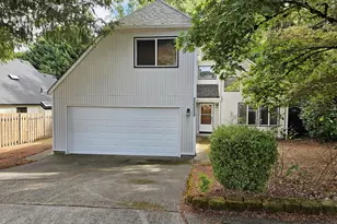 22222 SW Mandan Dr, Tualatin, OR 97062 - Photo 2