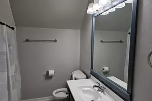 22222 SW Mandan Dr, Tualatin, OR 97062 - Photo 10