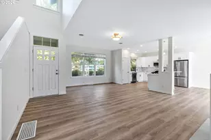 241 SW 105th Terrace, Portland, OR 97225 - Photo 6