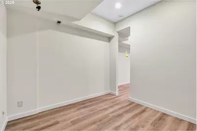 241 SW 105th Ter, Portland, OR 97225 - Photo 6