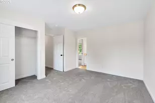 241 SW 105th Terrace, Portland, OR 97225 - Photo 34