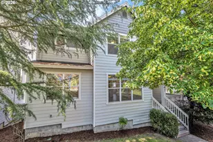 241 SW 105th Terrace, Portland, OR 97225 - Photo 4