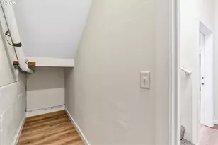 241 SW 105th Terrace, Portland, OR 97225 - Photo 38