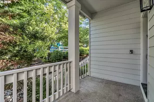 241 SW 105th Terrace, Portland, OR 97225 - Photo 4