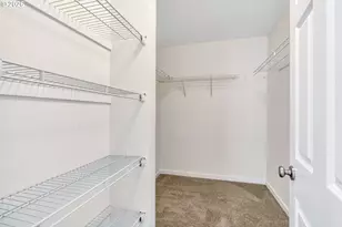 241 SW 105th Terrace, Portland, OR 97225 - Photo 26