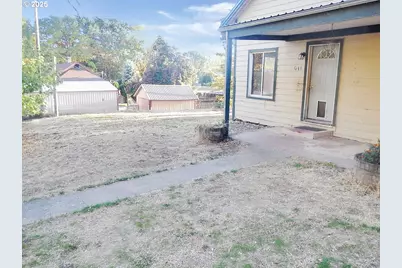 611 N Front, Dayton, WA 99328 - Photo 2