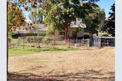 611 N Front, Dayton, WA 99328 - Photo 32