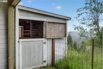 720 Kings Ave, Lakeside, OR 97449 - Photo 42