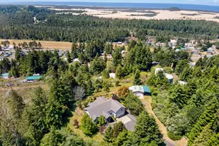 720 Kings Ave, Lakeside, OR 97449 - Photo 46