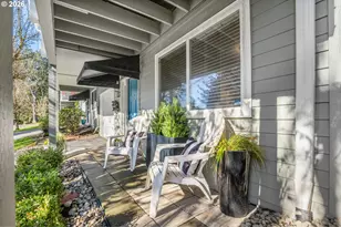 3872 Botticelli St, Lake Oswego, OR 97035 - Photo 2