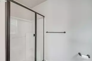 14823 NW Cosmos St, Portland, OR 97229 - Photo 16