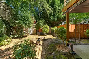 2817 NE Weidler St, Portland, OR 97232 - Photo 38