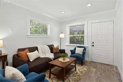 2817 NE Weidler St, Portland, OR 97232 - Photo 4