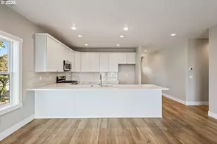 420 SE Manzanita Dr, Madras, OR 97741 - Photo 6