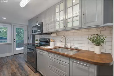 8116 SW 46th Ave, Portland, OR 97219 - Photo 30