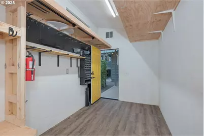 8116 SW 46th Ave, Portland, OR 97219 - Photo 22
