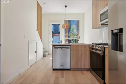 819 N Failing St, Portland, OR 97227 - Photo 18