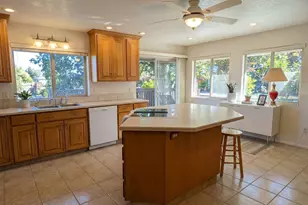3151 Vista Dr, Forest Grove, OR 97116 - Photo 10