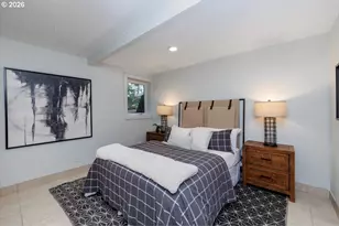 3827 SW Dolph Ct, Portland, OR 97219 - Photo 20