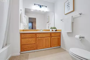 249 NW Battaglia Ave, Gresham, OR 97030 - Photo 24