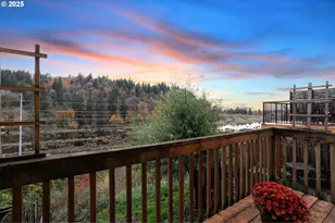 249 NW Battaglia Ave, Gresham, OR 97030 - Photo 8