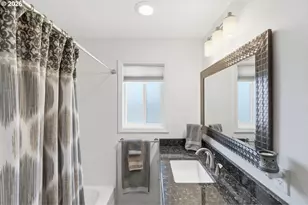 4716 Poinsettia St NE, Salem, OR 97305 - Photo 18