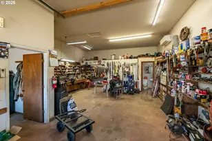 4716 Poinsettia St NE, Salem, OR 97305 - Photo 40