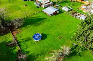 85551 Dilley Ln, Eugene, OR 97405 - Photo 6