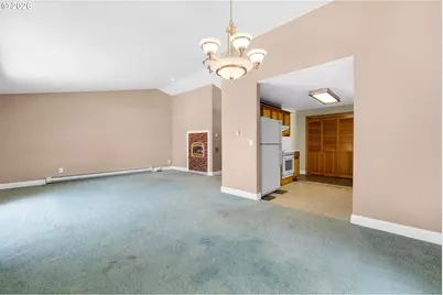 33666 Cullaby Lake Ln, Warrenton, OR 97146 - Photo 12