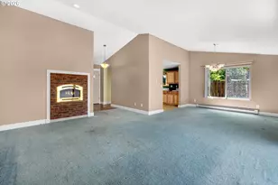 33666 Cullaby Lake Ln, Warrenton, OR 97146 - Photo 8