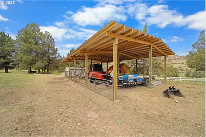 33817 Gage Rd, Mitchell, OR 97750 - Photo 38