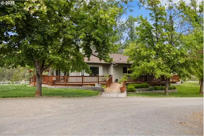 33817 Gage Rd, Mitchell, OR 97750 - Photo 30