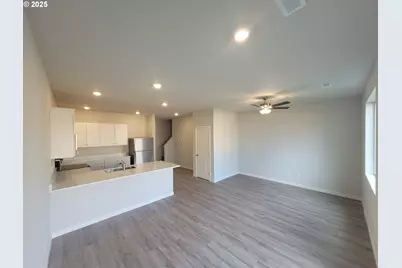 1320 NE Clark Ave, Battle Ground, WA 98604 - Photo 4