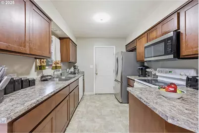 2104 Z St, Vancouver, WA 98661 - Photo 6