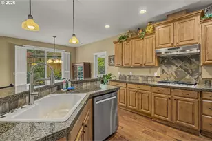 13090 SW Madison Ct, Beaverton, OR 97008 - Photo 12