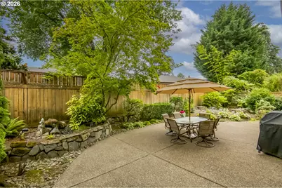 13090 SW Madison Ct, Beaverton, OR 97008 - Photo 34